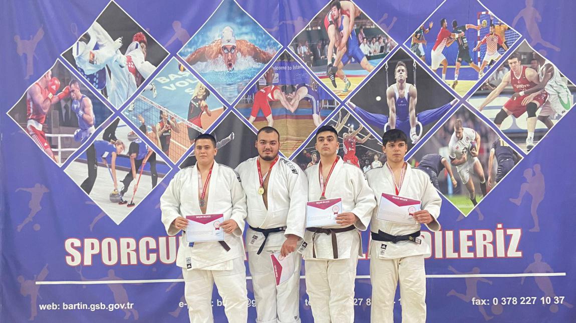 Judo Yarı Final Şampiyonası 